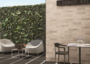 Source_Pav.Dark_Riv. Brick Moov Ivory_cortile_interno_bar_pa