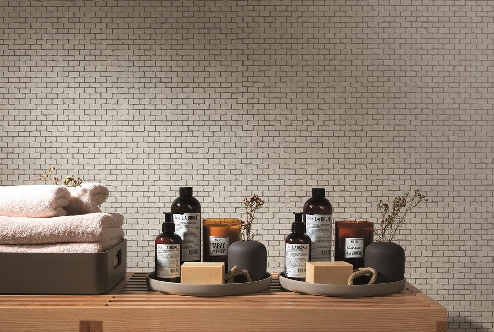 FAP_luminastone_2019_spa_b03_001_grey_rock_hr LOGO