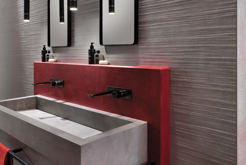 AtlasConcorde_Boost_005_06_Grey-Red_3DUrban40x80_Copyright