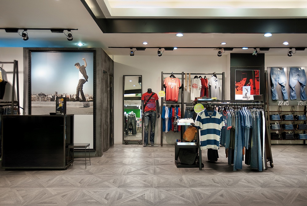 Amb_Baita_shade_60x60