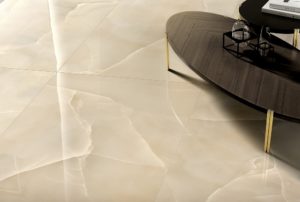Prestigio-Onyx_Beige-75x150-Lucido_Still-Life-2