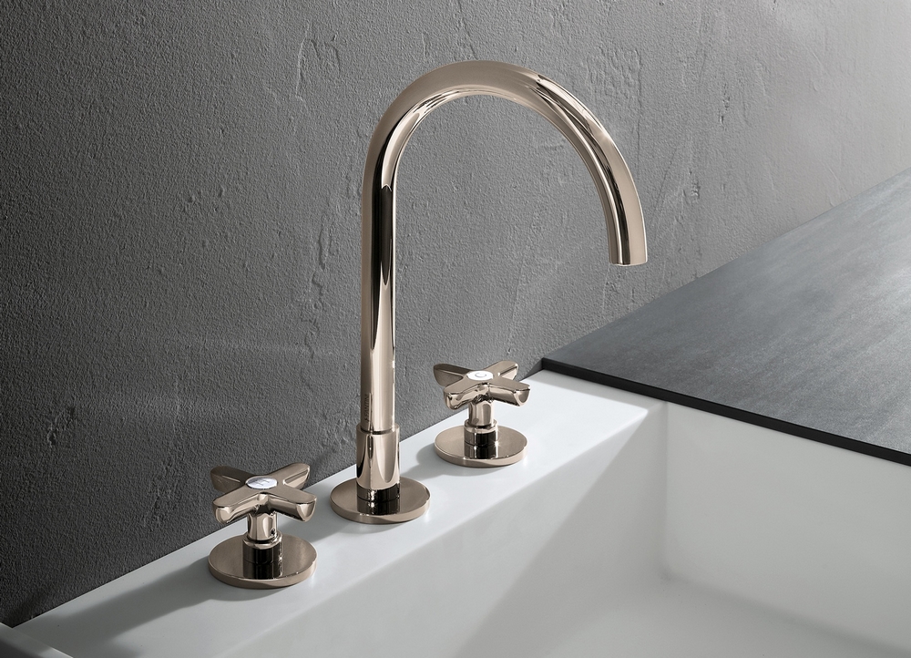 ICONA CLASSIC_95_R007_SANTI CALECA_2017_VANESSA_2020